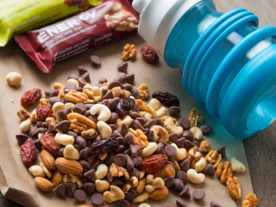 Alimentation avant un trail en altitude : recettes rapides à emporter en rando